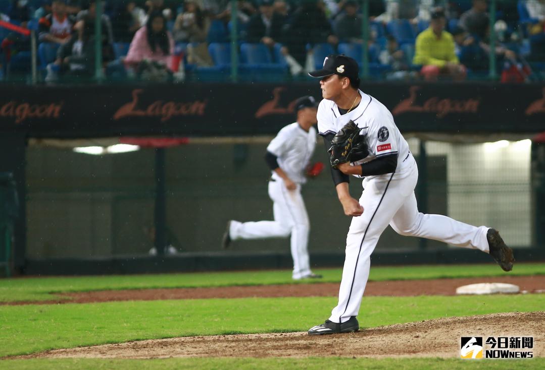 ▲2017亞冠賽熱身賽 中華 vs. 千葉羅德。中華隊投手羅國華。（圖／記者葉政勳攝 , 2017.11.11）