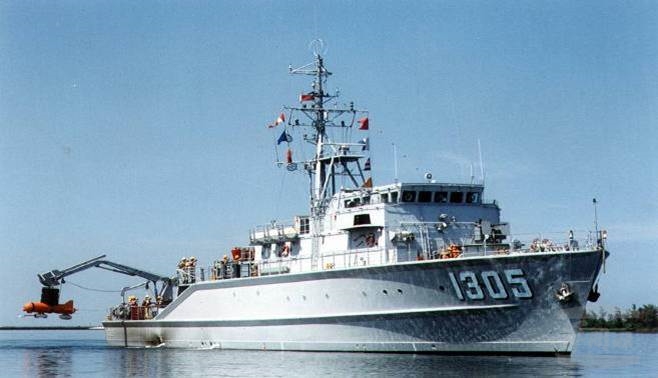 ▲ 永豐級獵雷艦視海上風速及海流情況投入搜尋任務。（國防部提供）