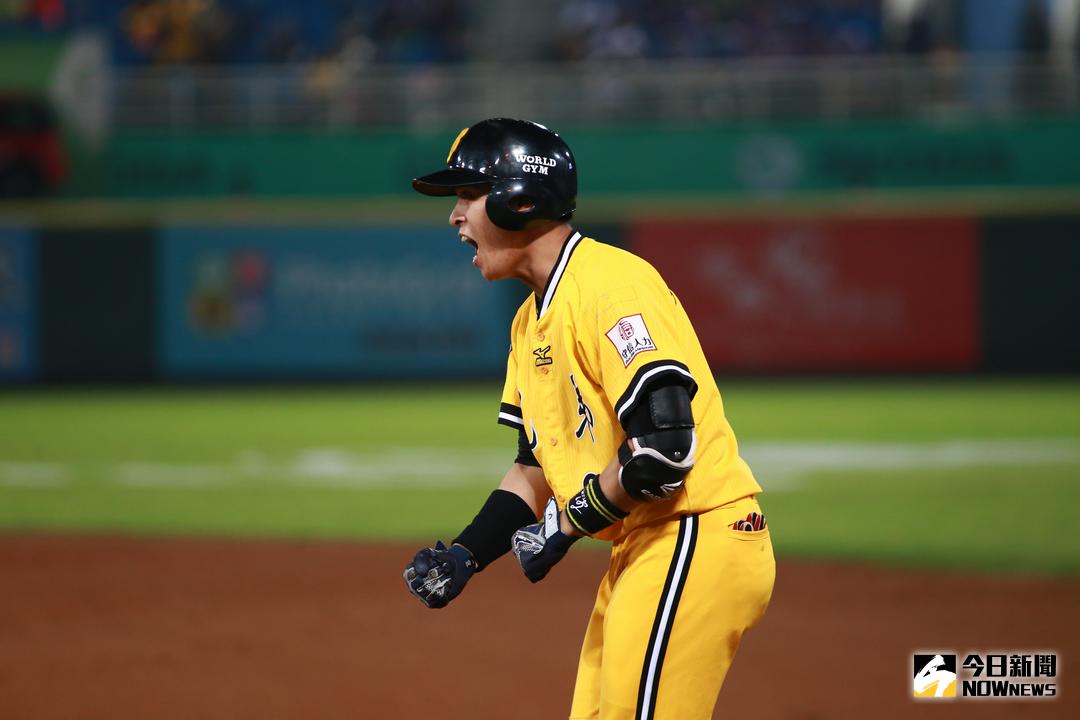 ▲中華職棒28年總冠軍賽，中信兄弟vs.Lamigo桃猿。中信兄弟吳東融。（圖／記者葉政勳攝 , 2017.10.28）