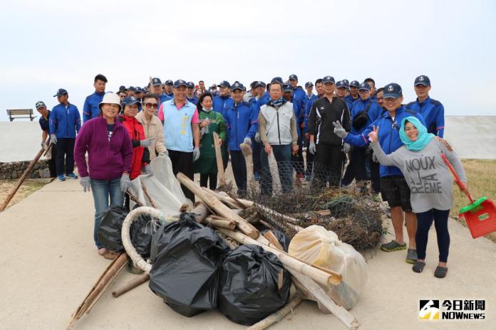 海軍馬支部百餘官兵　山水沙灘淨灘
