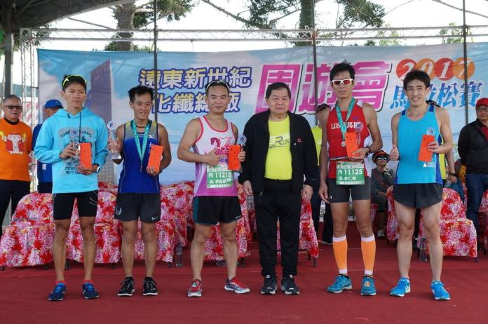 ▲遠東新世紀經典馬拉松，6500名跑者用Smart跑出健康樂活。（圖／新竹縣政府提供 , 2017.11.05）