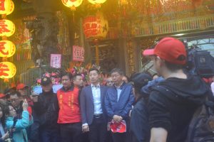 台北市長柯文哲和議員們也一同參與