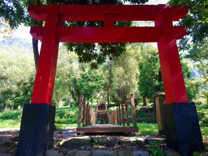 ▲那瑪夏民生國小後方更有著名的日治時代「達卡努瓦里日本神社」遺址是著名的觀光景點。（圖／主辦單位提供 , 2017.12.26）