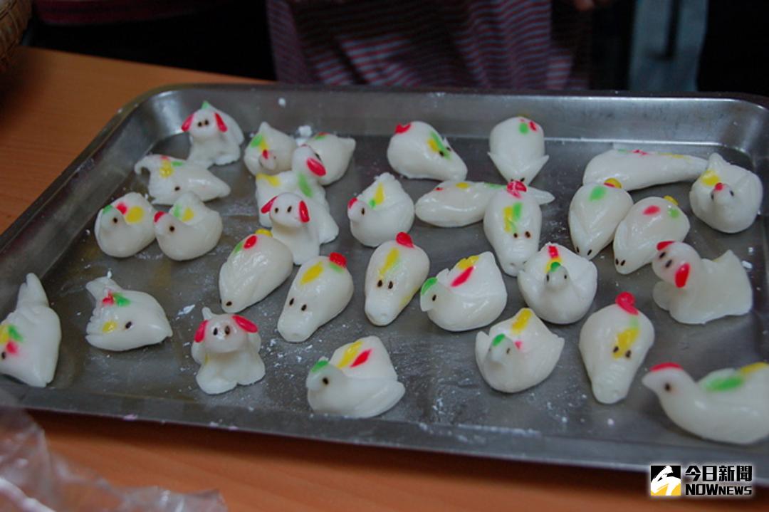 ▲雞母狗是澎湖早期傳統習俗活動。（圖／記者鄧至傑攝 , 2017.12 21）