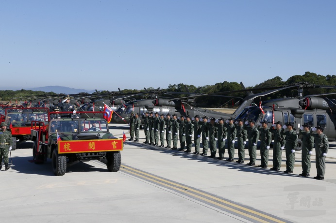 陸航突擊直升機作戰隊成軍建構陸軍優質戰力 其它 Nownews今日新聞