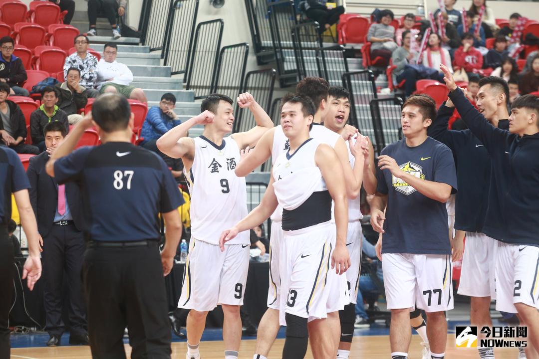 ▲金門酒廠延長賽辛苦擊敗璞園建築。（圖／記者葉政勳攝 , 2017.12.07）