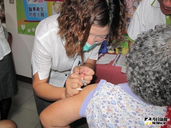 ▲嘉義市成人劑型流感疫苗已全數使用完畢。（圖／記者郭政隆攝，106.12.07）