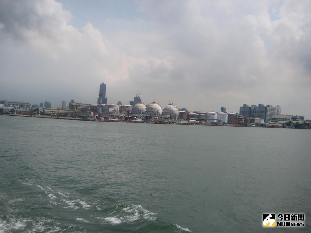 ▲高雄港前鎮河以北的拖船業務，因現有業者經營期限將至，台灣港務公司高雄港務分公司將重新招標。(圖／記者黃守作攝，2017.12.06)