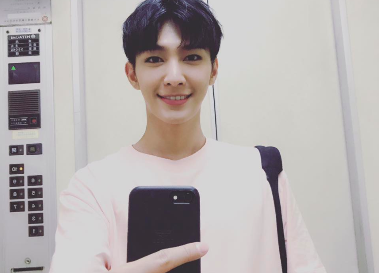 ▲炎亞綸槓上華研經紀人。（圖／翻攝自臉書，2017.08.20）