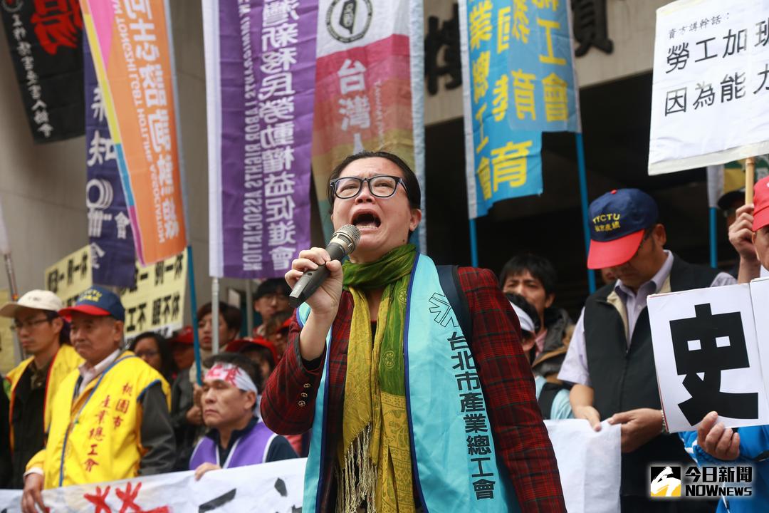 ▲《勞基法》修法風波不斷，民調顯示，民進黨支持度因此輸給國民黨。（圖／NOWnews資料照）