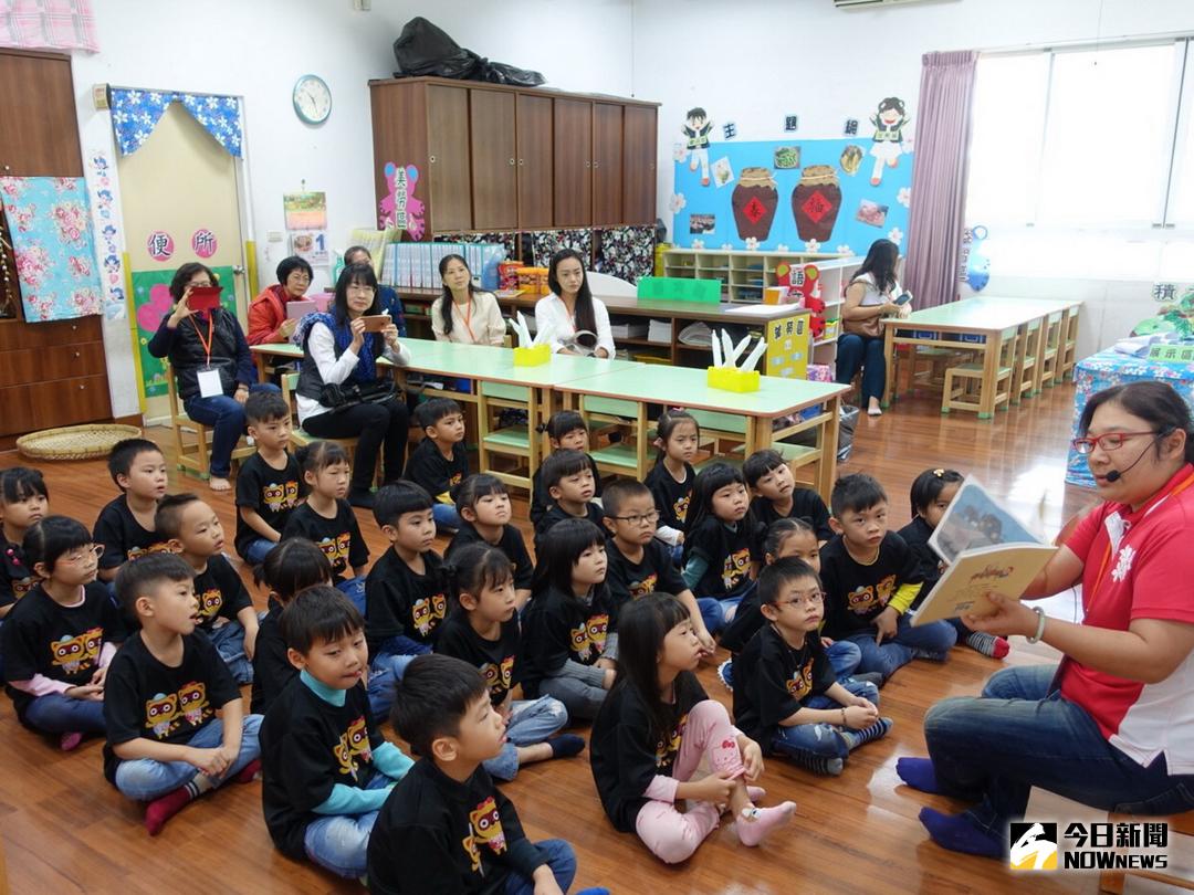 ▲市府客委會在東勢幼兒園舉辦沉浸式教學成果發表觀摩會，傳承客語示範幼兒園的母語教學歷程。（圖／記者黃玿琮攝2017.12.1）