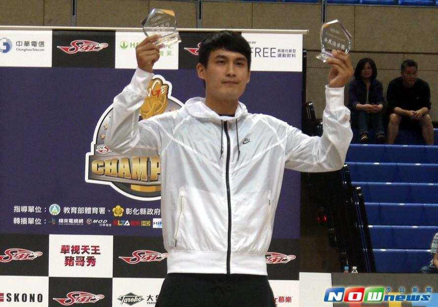 ▲林韋翰獲得第12季最佳進步獎、最佳後場防守球員。（圖／記者張耀中攝，20150317）