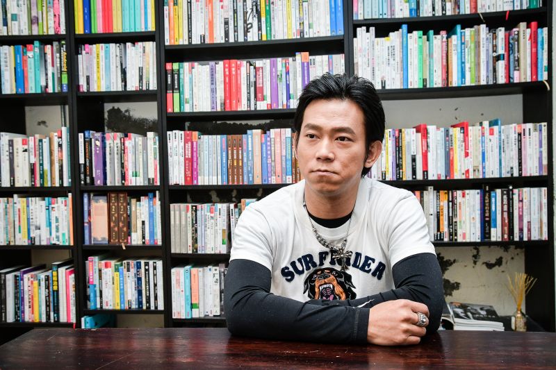 ▲鋼鐵爸今日受訪時轉述顏正國（如圖）的遺願，也曝光顏正國心中最大遺憾，是當初入獄服刑時，無法親自送爸爸最後一程，成了他心中一輩子的痛。（圖／NOWNEWS資料照）