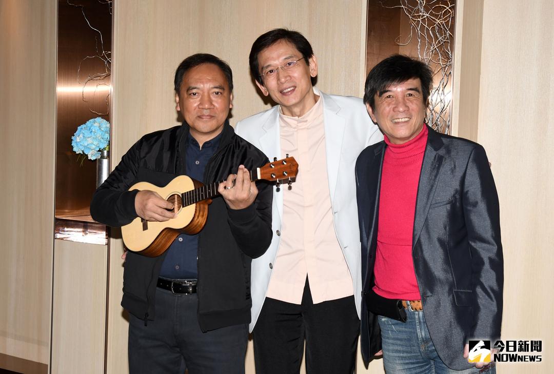 ▲施孝榮（左起）、殷正洋、葉佳修三人一起參與《民歌43高峰會》（圖／記者林調遜攝，2018.1.30）