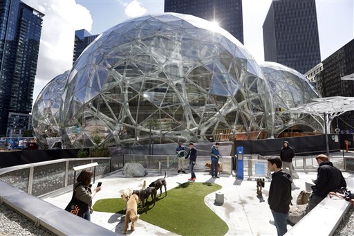 ▲亞馬遜公司（Amazon）去年在美國西雅圖啟用了最新的辦公室後又在印度設立的世界級辦公園區。（圖／達志影像／美聯社 ）
