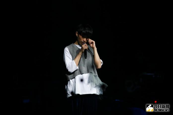 ▲張棟樑《口袋的五度世界》演唱會痛哭失聲。（圖／記者葉政勳攝 , 2018.01.27）