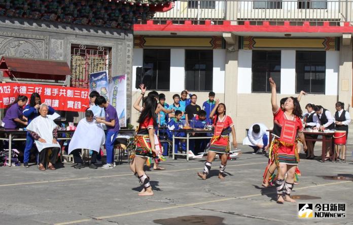 大德師生關懷社區總動員　義剪供食清理環境樣樣來
