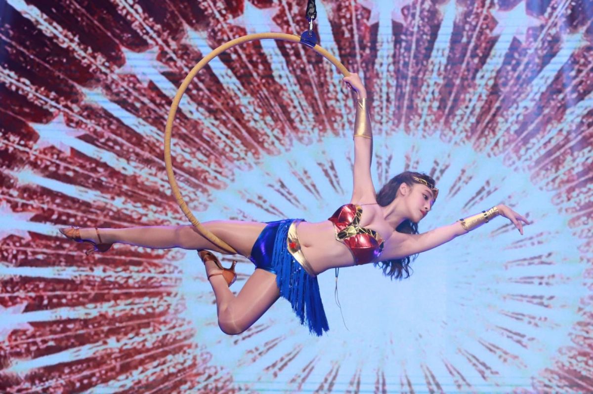 ▲夏宇禾化身神力女超人。（圖／民視提供 , 2018.1.23）