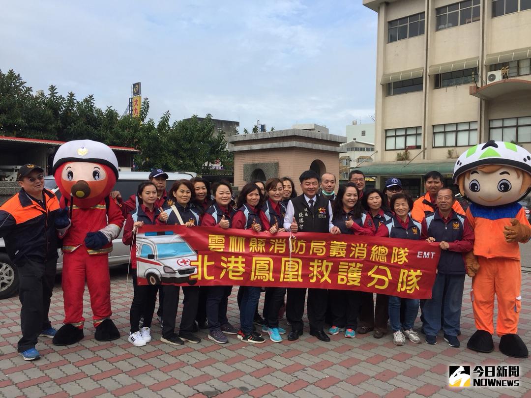 ▲北港慶祝119消防節，鎮長張勝智與鎮公所、警義消、鳳凰志工們，進行防火宣導遊行踩街活動。（圖／記者洪佳伶攝 , 2018.01.19）