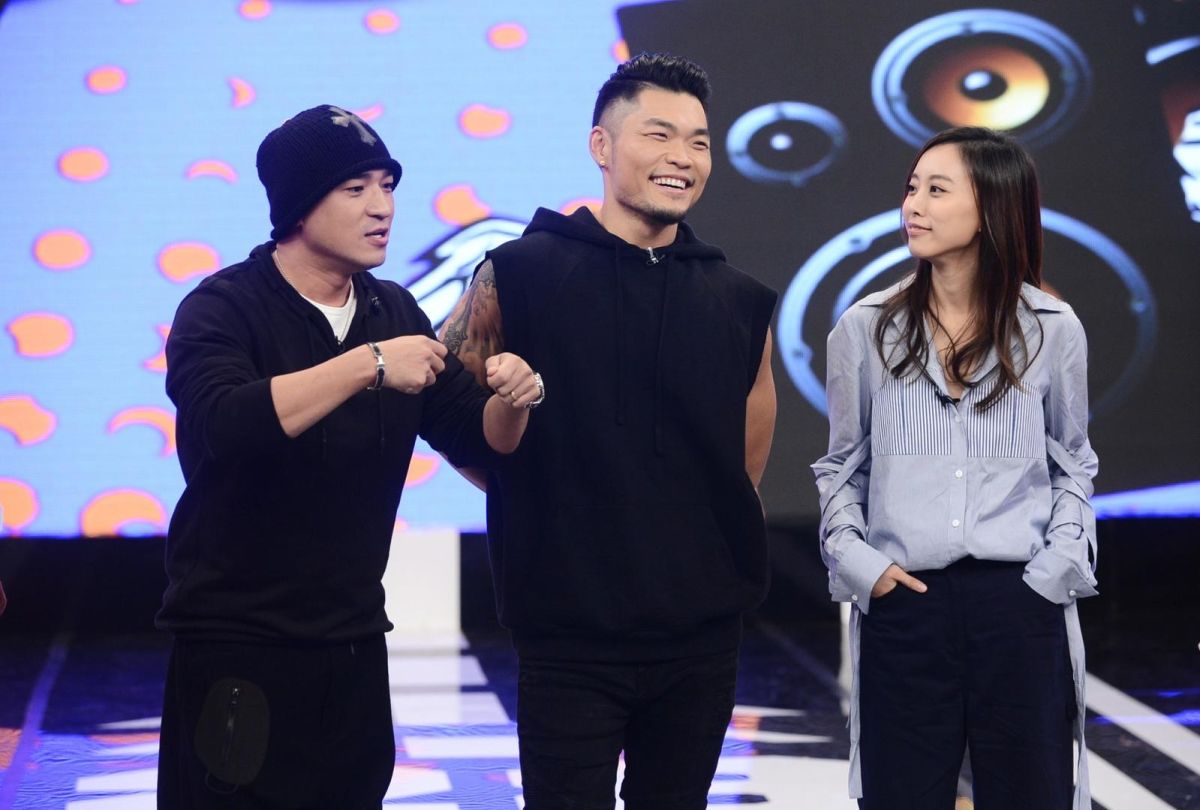 ▲容嘉（右）爆內幕，「往日情」始作俑者竟是李玖哲（中）。（圖／八大提供 , 2018.1.17）