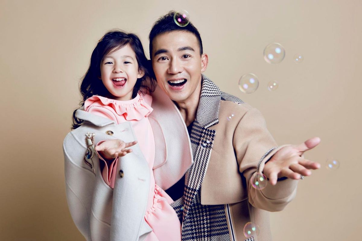 ▲小泡芙超萌，劉畊宏成國民岳父。（圖／中天提供 , 2018.1.13）