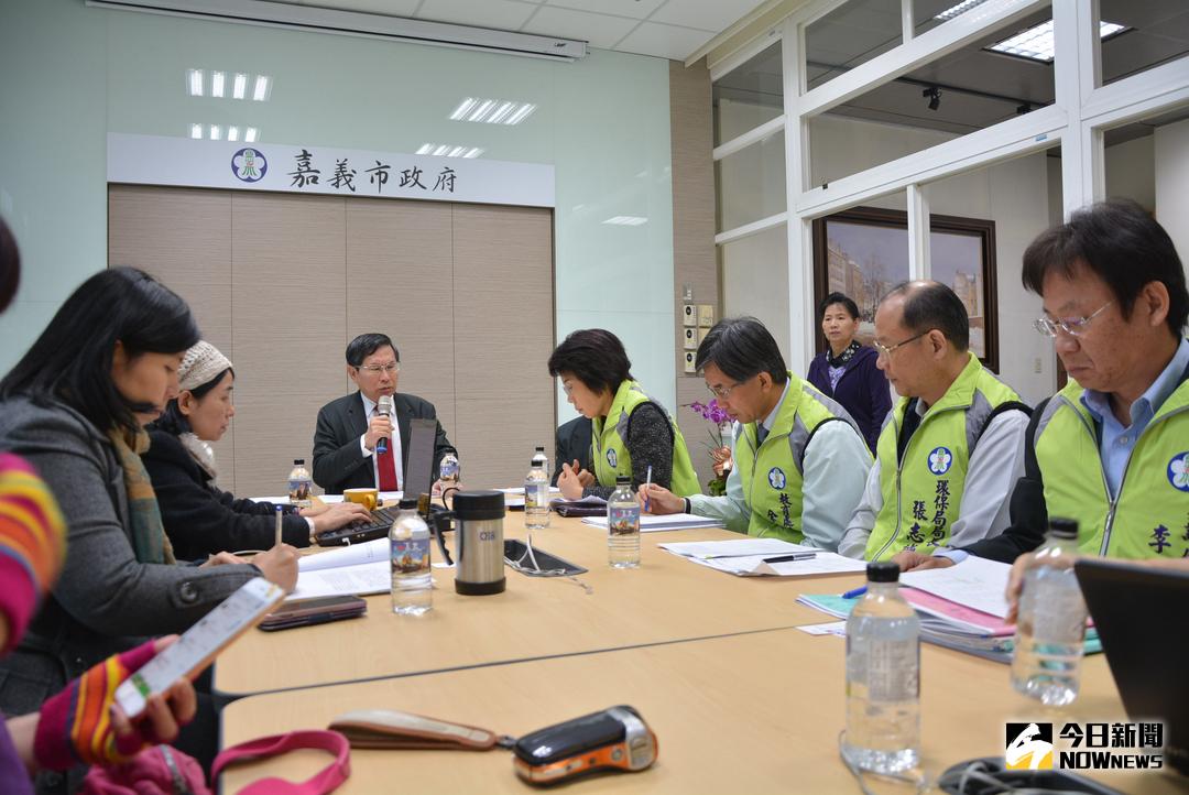 ▲嘉義市長涂醒哲帶領相關主官、管，召開第四次說明會。（圖／記者郭政隆攝，2017.1.11）