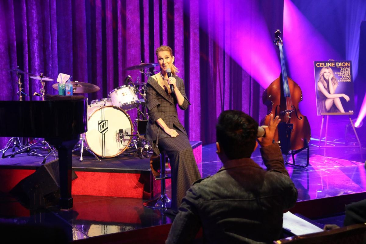 ▲席琳狄翁自爆曾經向大兒子邀歌，但是兒子卻以會讓她掉身價為理由拒絕了。（圖／寬宏提供 , 2018.01.10）