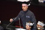 ▲國民黨立委蔣萬安。(圖/記者陳明安攝,2018.01.09) ▲加班換補休將採1比1計算,讓國民黨立委蔣萬安大罵對勞工朋友不公平。(圖/記者陳明安攝,2018.01.09)
