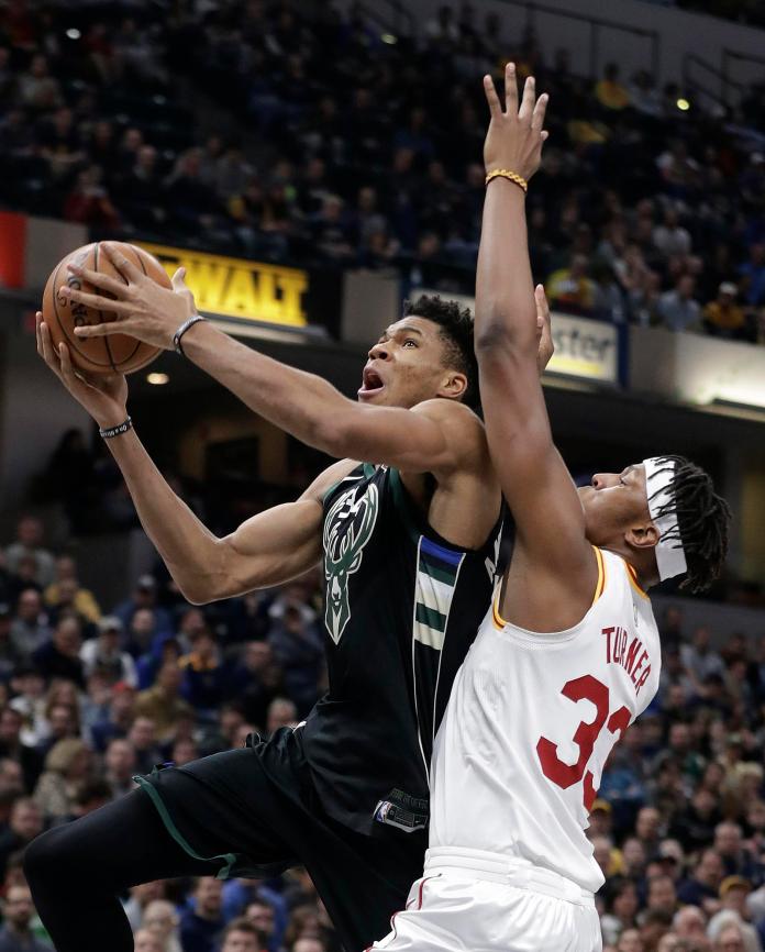 ▲公鹿「字母哥」Giannis Antetokounmpo上籃。（圖／美聯社／達志影像）