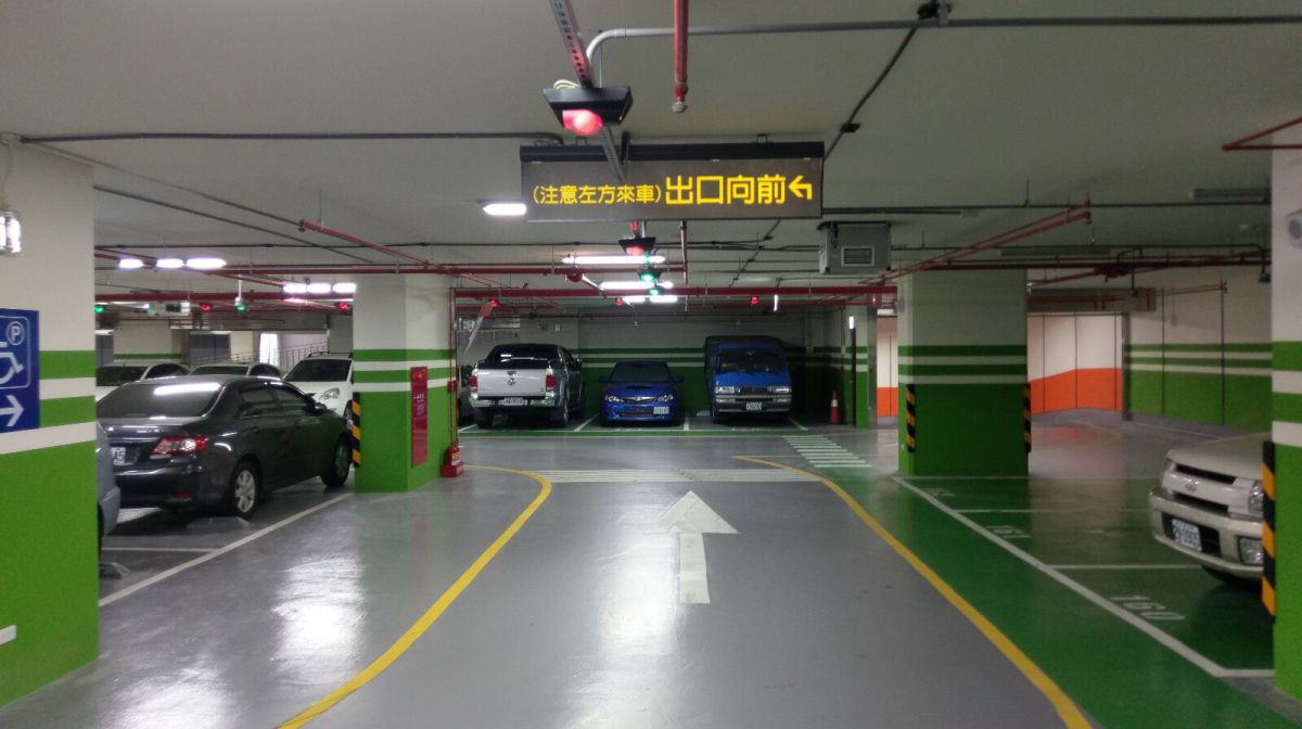 ▲新北市政府交通局表示，新北市自100年以來，已於板橋地區已耗資21億7873萬元興建完成四維公園等7處的立體停車場。（圖／新北市政府交通局提供）