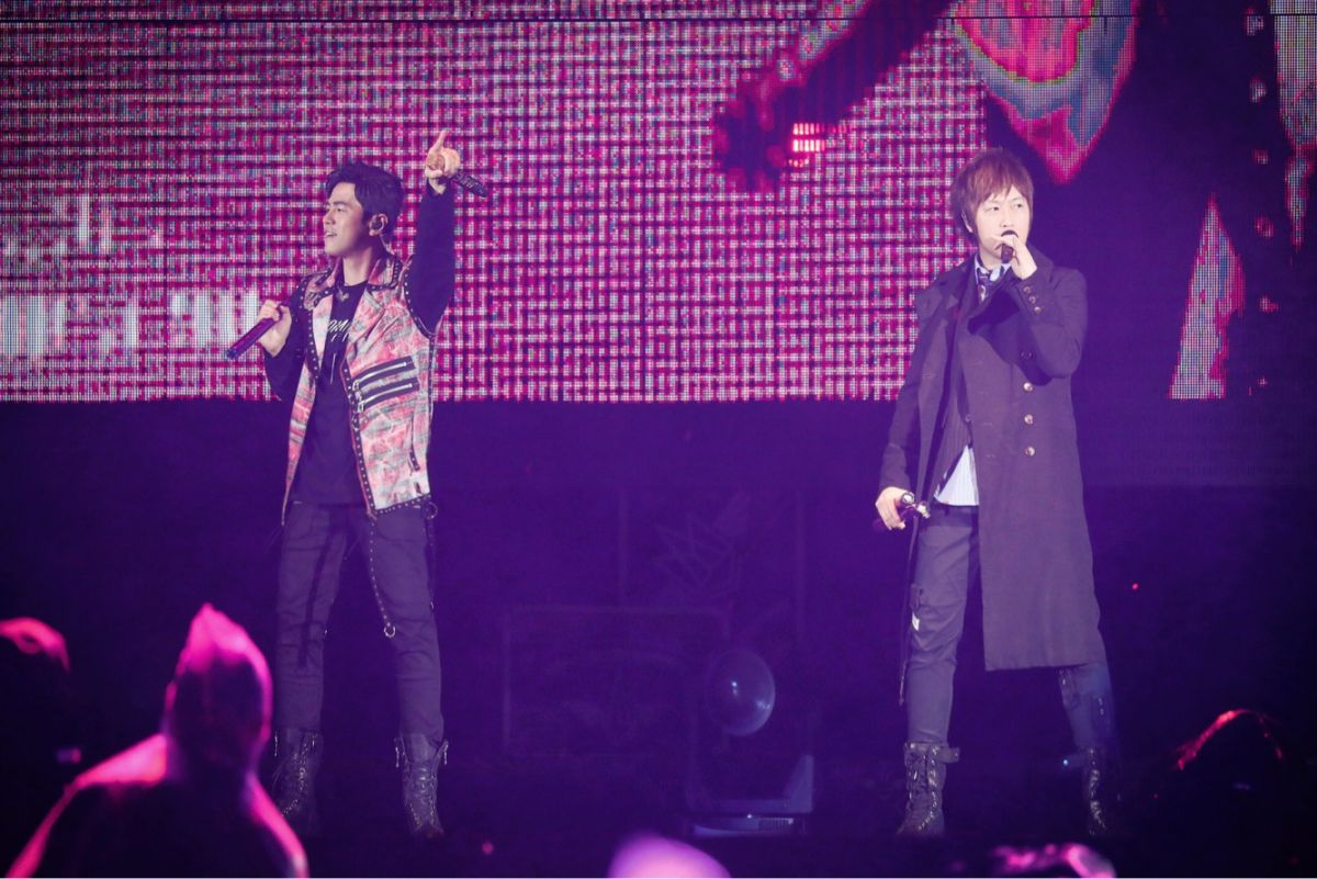 ▲周杰倫（左）擔任五月天演唱會最終場嘉賓。（圖／相信音樂提供，2018.01.08）