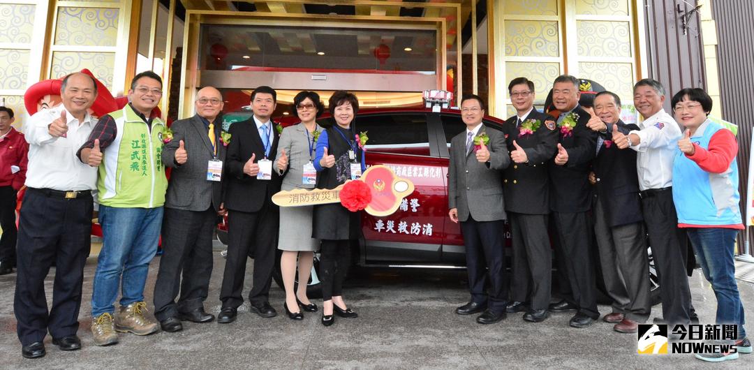 ▲彰化縣消防局舉辦119消防節「風光大縣-幸福消防」慶祝表揚活動暨捐車儀式，彰化縣長魏明谷表揚績優消防、義消、防火宣導人員及救難團體志工。（圖／記者陳雅芳攝，2018.01.06）