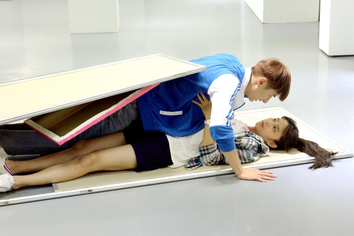 ▲張軒睿在劇中英雄救美温貞菱。（圖／八大提供，2018.01.02）