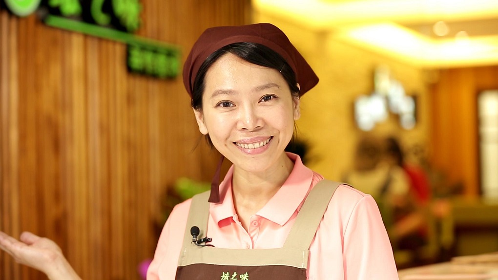 ▲台語金曲歌后曾心梅轉行賣包子饅頭，累到燒聲、失眠都甘願。（圖／翻攝自網路 , 2018.02.12）