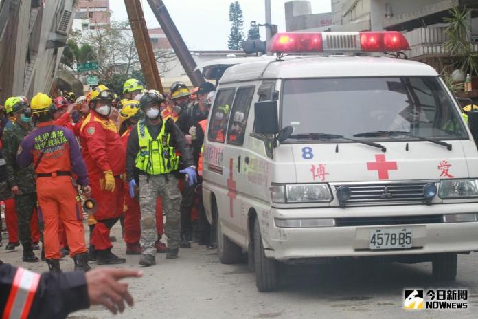 心酸！加拿大籍夫婦相擁罹難

