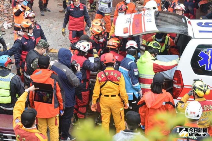 花蓮強震　國防部8日規劃486人次輪班救災
