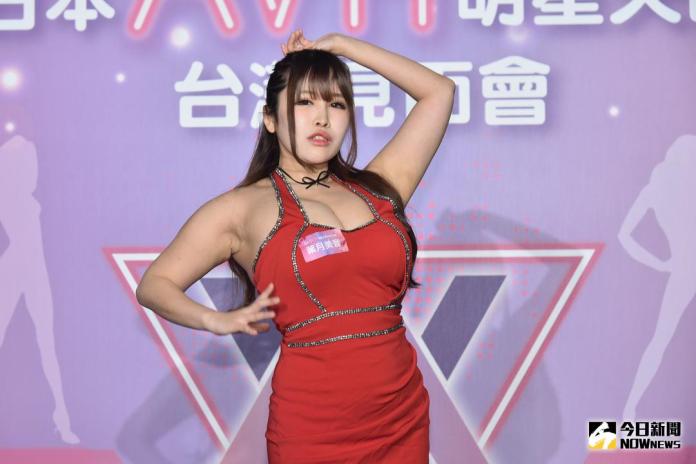 ▲女優葉月美音替台灣祈福。（圖／NOWnews資料照）