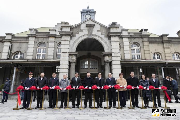▲新竹市長林智堅成功改造火車站前的景觀，獲得行政院長賴清德大力的肯定與支持。（圖／記者陳志偉攝，2018.02.06）