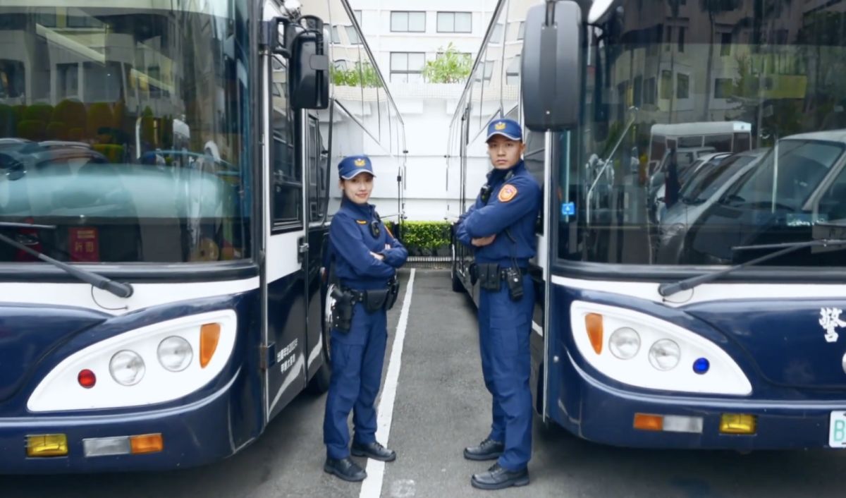 ▲警政署今（1）日在臉書公布「全國警察新制服票選」結果。（圖／翻攝自臉書）