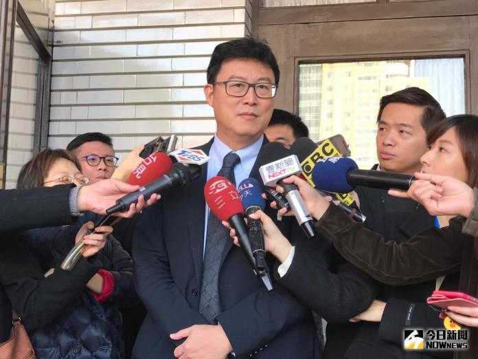 ▲前副總統呂秀蓮1日宣布將參選台北市長，同樣表態參選台北市長的民進黨立委姚文智表示，非常高興聽到呂副總統表達參選之意，就依循黨內機制進行良性競爭。（圖／邱明玉攝 , 2018.2.1）