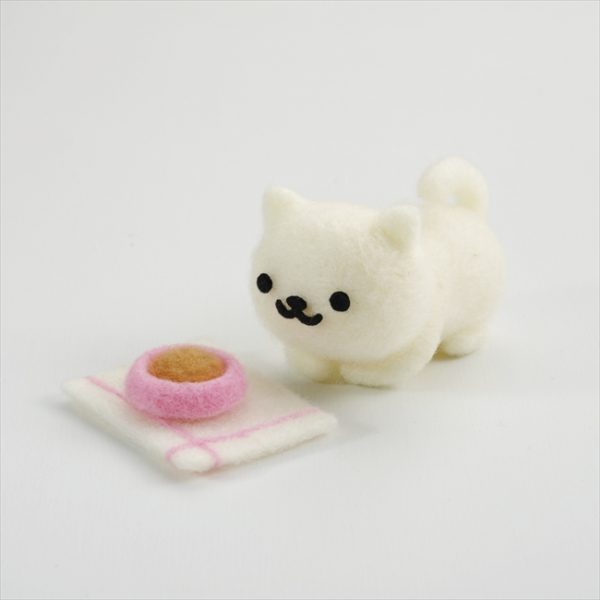 創刊號推出超可愛的白貓。（圖／翻攝自deagostini.jp）