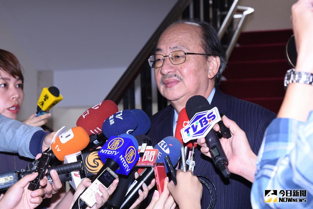 ▲民進黨團總召柯建銘26日表示，由於民進黨立委林淑芬、劉建國等人因表決法案時，未依黨團決議投票，因此祭出黨紀懲處。（圖／NOWnews資料照）