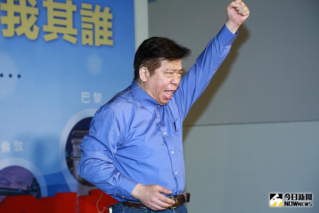 ▲前陸委會副主委張顯耀宣布投入台北市長選舉。（圖／記者葉政勳攝 , 2018.02.21）