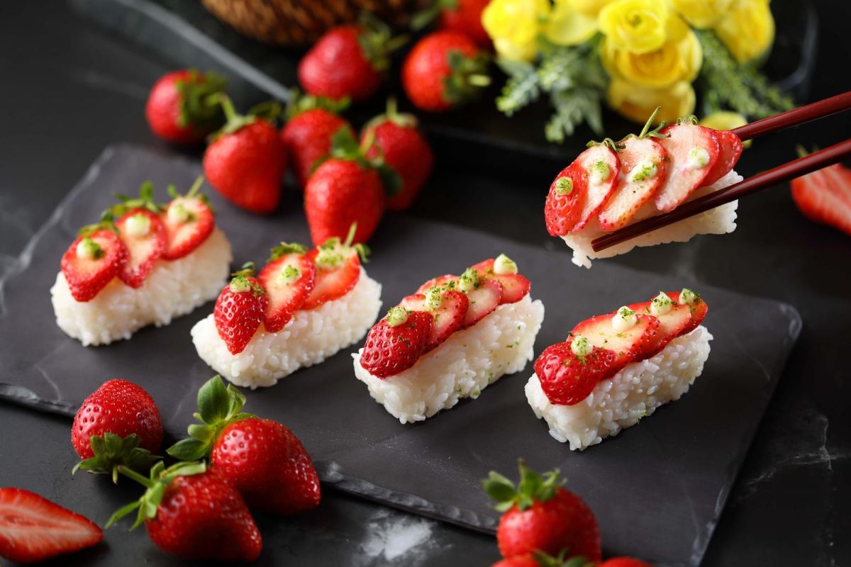 ▲板橋50樓Café以「吃吃的愛台灣」為主題，2月22日至3月8日推出「莓好時光」系列菜色，甜食、鹹食通通都有。（圖／50樓Café）