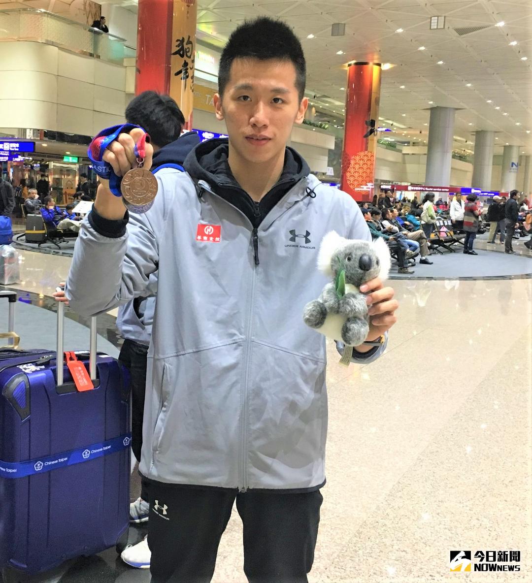 ▲今年首戰墨爾本體操大獎賽，李智凱收穫鞍馬、跳馬雙銀，雙槓第4名。（圖／鍾東穎攝 , 2018.02.26）