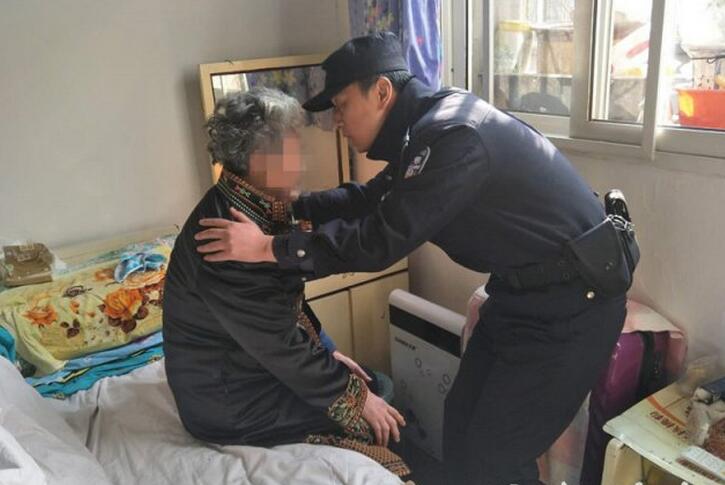 ▲孩子鮮少回家陪伴，獨居母親割腕輕生。（圖／翻攝自東方網）