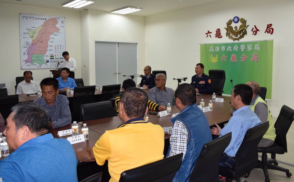 ▲六龜分局假分局2樓會議室召開「安居專案」座談會。（圖／六龜分局提供，2018.03.03）