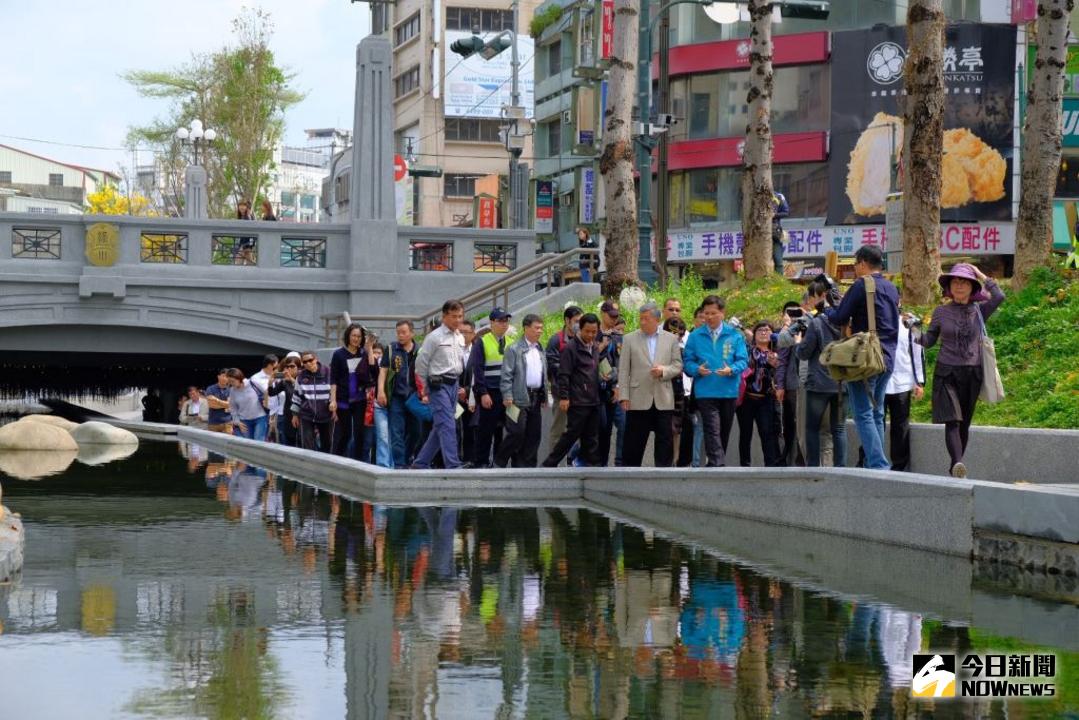 ▲新竹縣長邱鏡淳率同縣府團隊觀摩台中市綠、柳川，作為東興圳、中興河道擘劃借鏡。（圖／新竹縣政府提供 , 2018.03.05）
