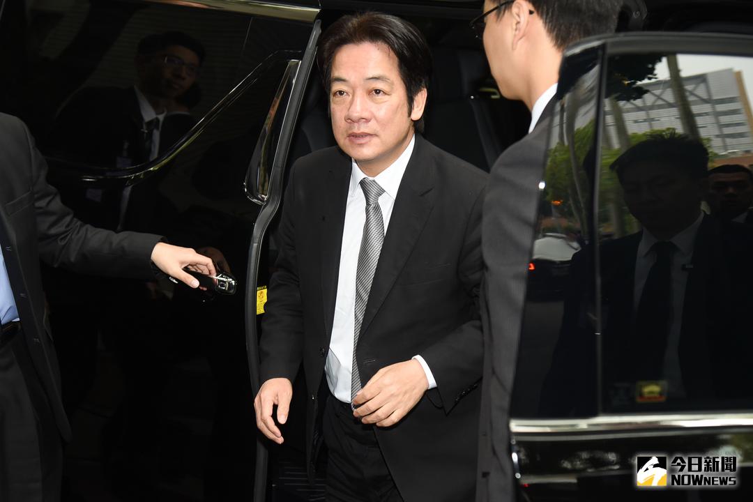 ▲反軍人年改團體抗議不斷，行政院長賴清德9日表示，政府施行軍人年改的期限，仍然維持在 7 月 1 日與公教一起同步實施。（圖／記者陳明安攝 , 2018.03.09 ）