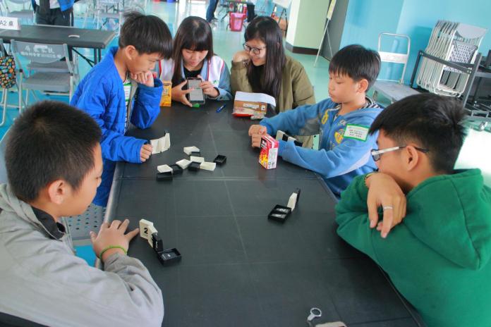 家扶FUN桌遊　益智競賽從玩樂中學習
